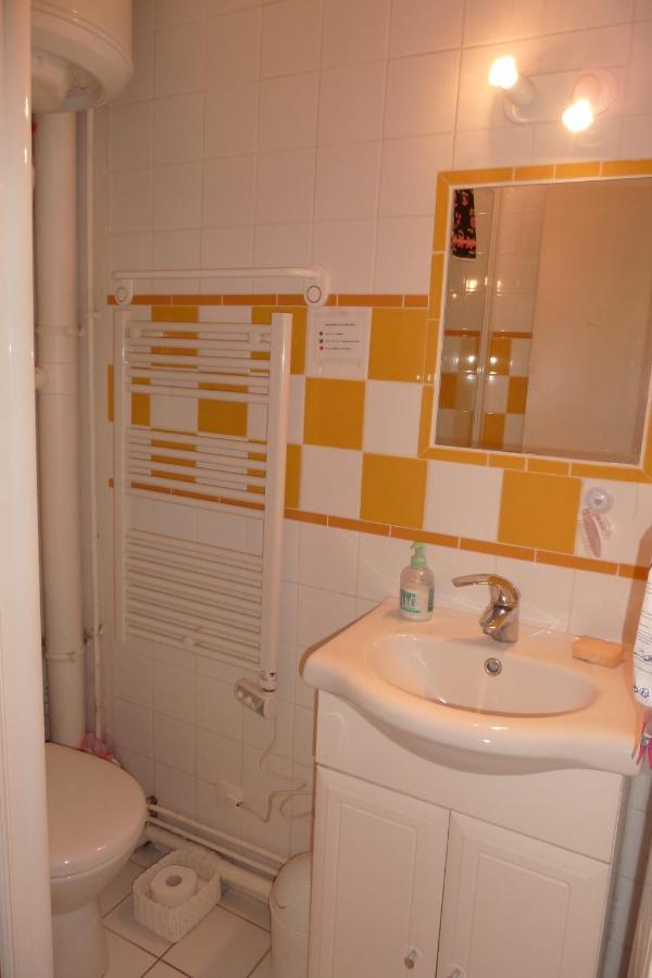 Agreable Appartement Dans Le Vieux Trouville Zewnętrze zdjęcie