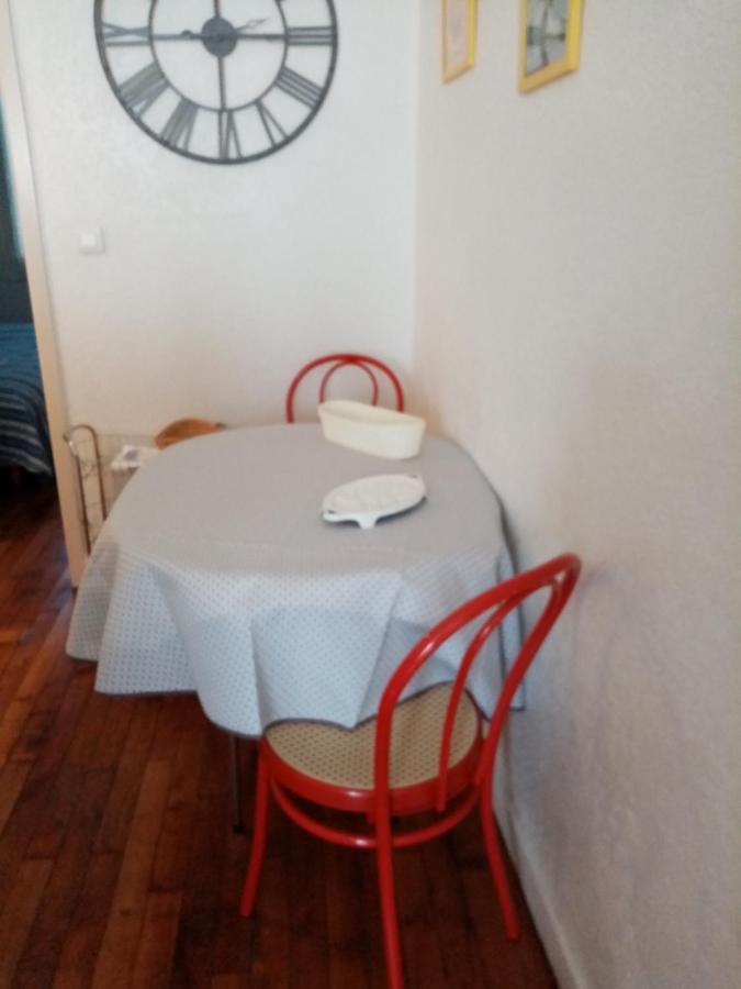 Agreable Appartement Dans Le Vieux Trouville Zewnętrze zdjęcie